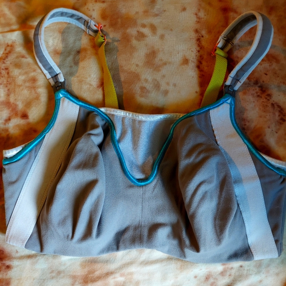 Cake lingerie nursing athletic bra 38D